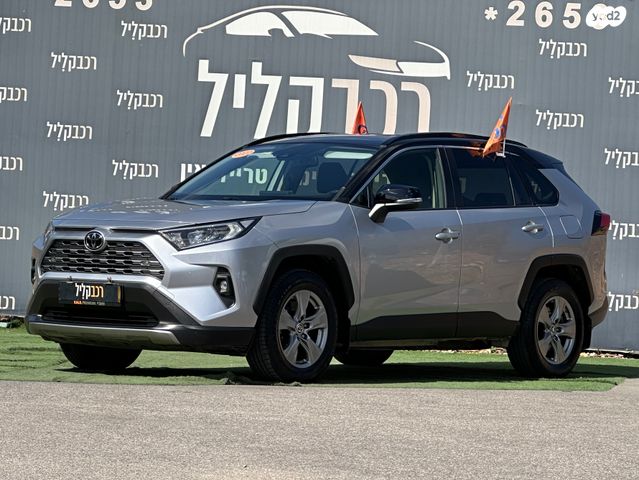טויוטה RAV4