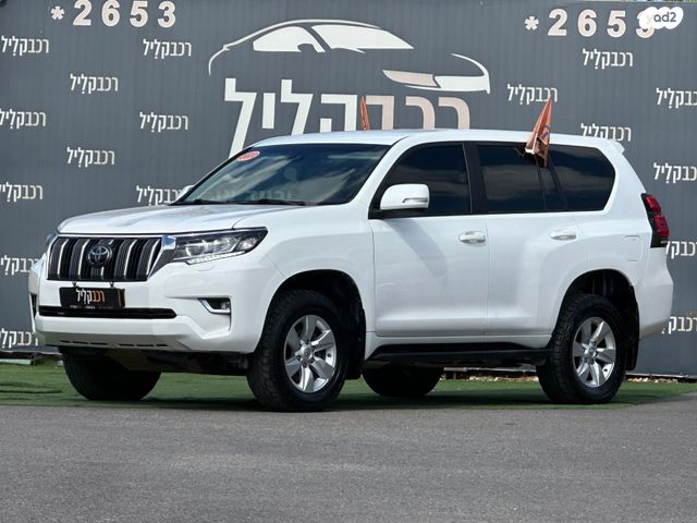 טויוטה לנד קרוזר