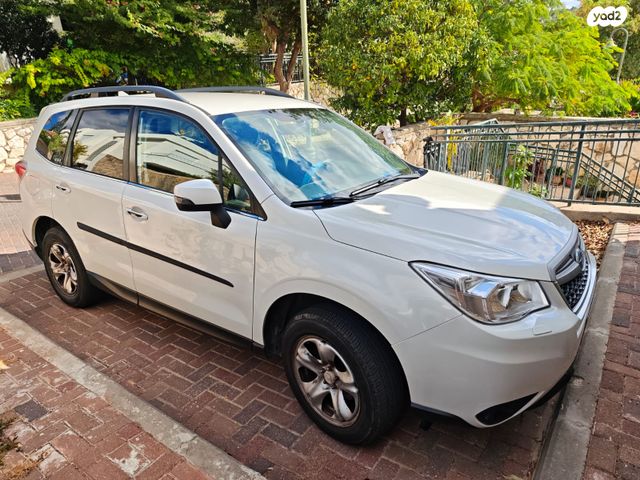 סובארו פורסטר