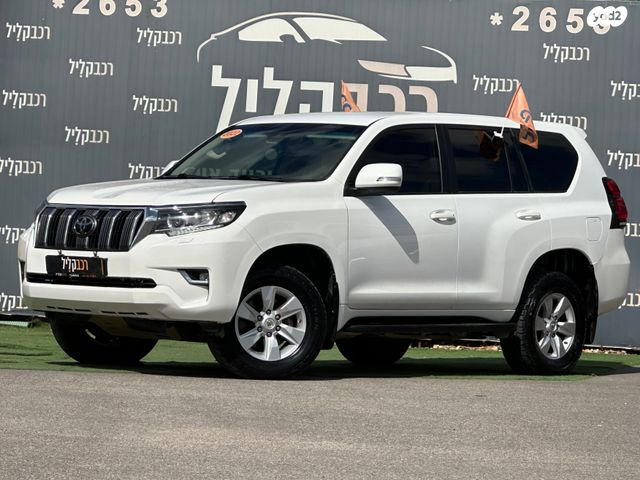 טויוטה לנד קרוזר