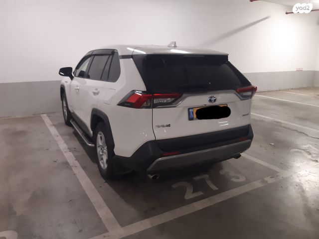 מודעת רכב טויוטה RAV4