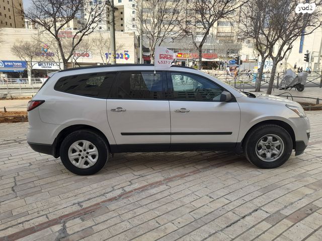 מודעת רכב שברולט טראוורס 2
