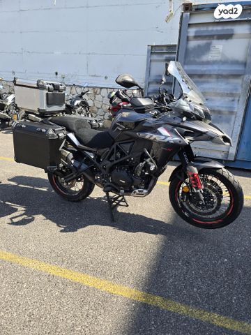 מודעת רכב בנלי TRK502X