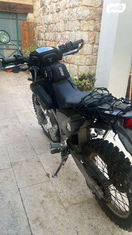 קאוואסאקי KLX230