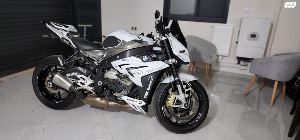 ב.מ.וו S1000R