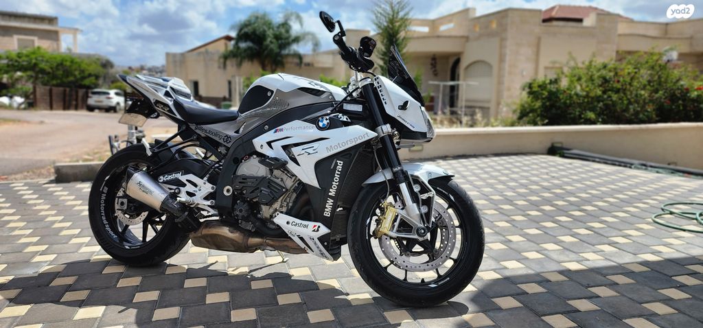 ב.מ.וו S1000R