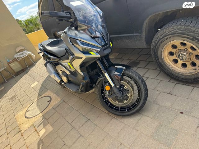 הונדה X-ADV750