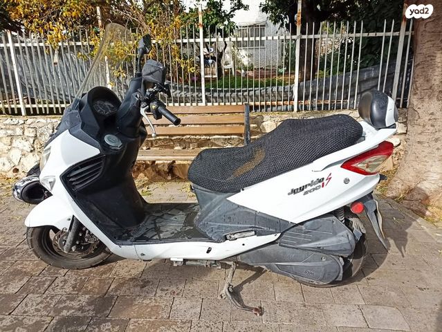 סאן יאנג ג'וי רייד 200