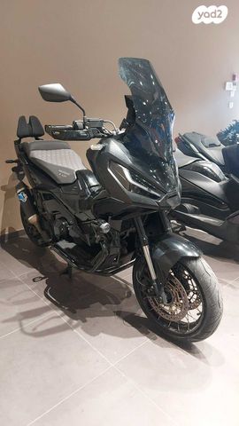 מודעת רכב הונדה X-ADV750