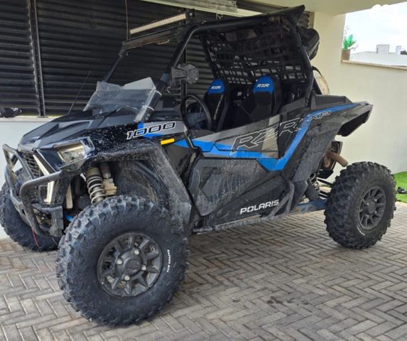 מודעת רכב פולריס