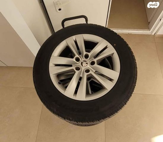 feedItemObj.data.row_1