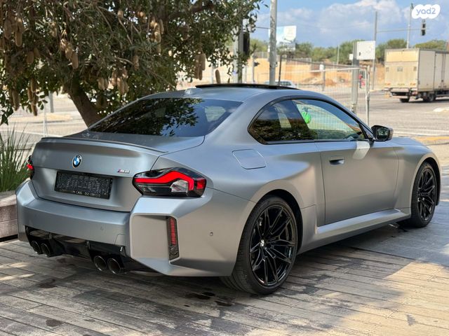 מודעת רכב ב מ וו M2 