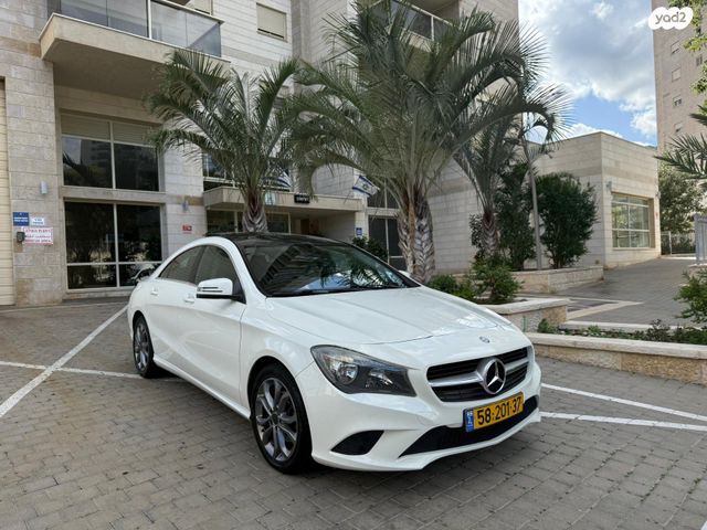 מודעת רכב מרצדס-בנץ CLA