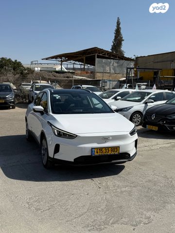 מודעת רכב ג׳ילי Geometry C