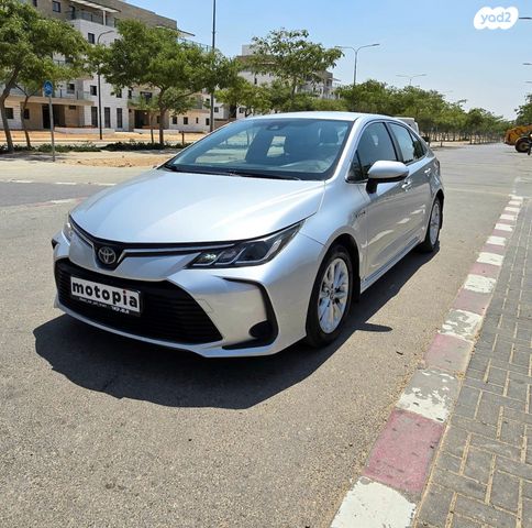 מודעת רכב טויוטה קורולה