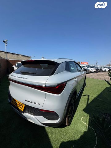 בי.ווי.די אטו 3