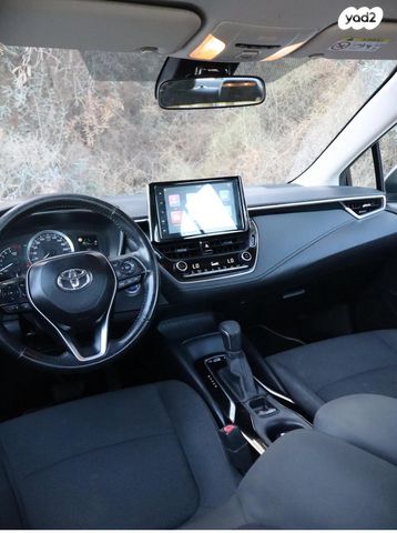 טויוטה קורולה