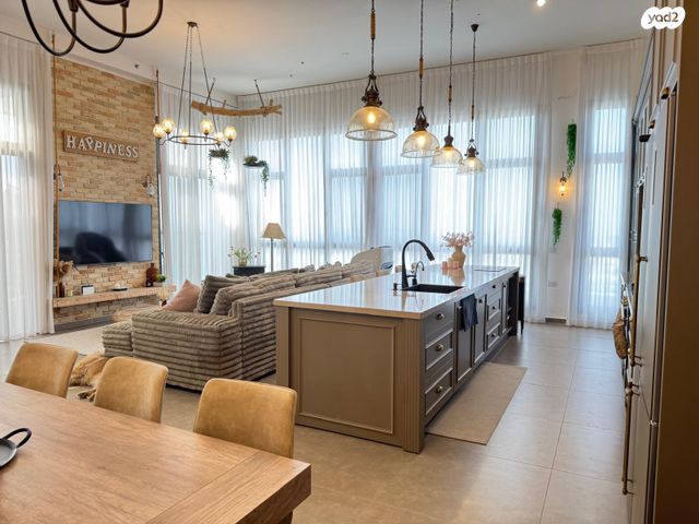 גג/ פנטהאוז, יעקב תמרי 7, חצרות המושבה, רחובות