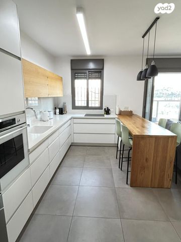 דירה, הארי טרומן 53, רמות, ירושלים