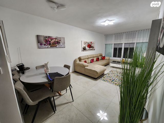 דירה, ביל"ו 23, ד' / מערב מרכז העיר, רחובות