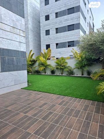 דירת גן, שיר השירים 4, שאר העיר, גן יבנה