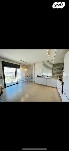 אברהם יפה 15