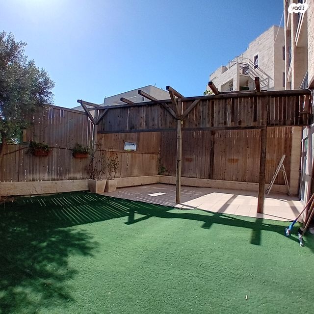 דירת גן, הרי"ף 16, קרית יערים, קרית יערים