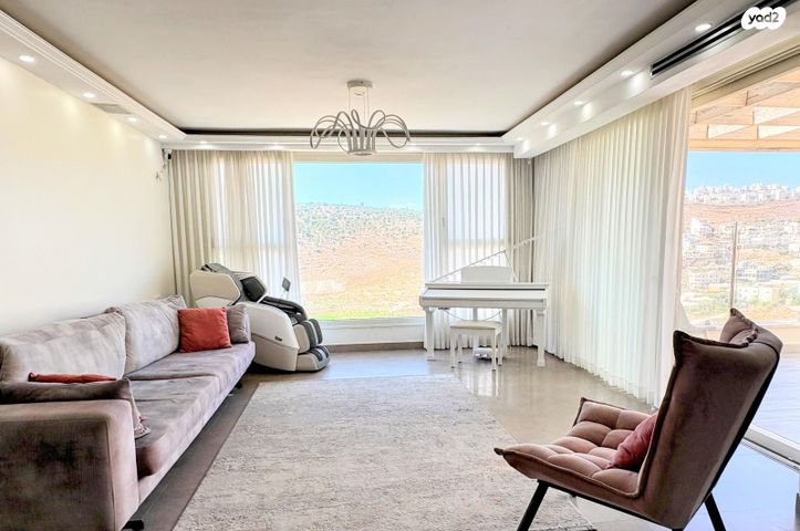 גג/ פנטהאוז, הרב ש"ך 50, התמר, ביתר עילית