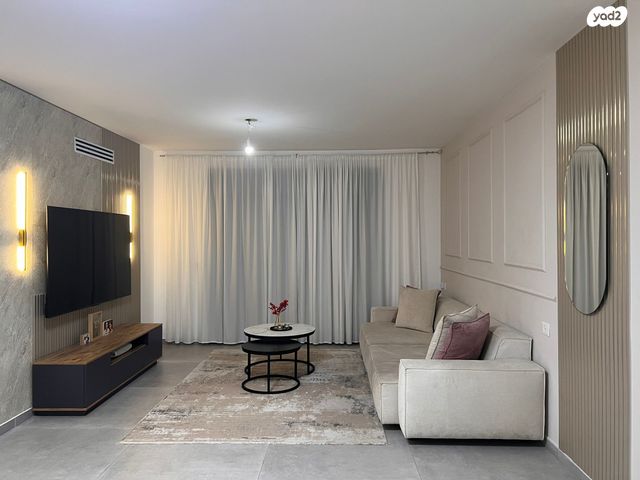 דירת גן, שיר השירים 4, שאר העיר, גן יבנה