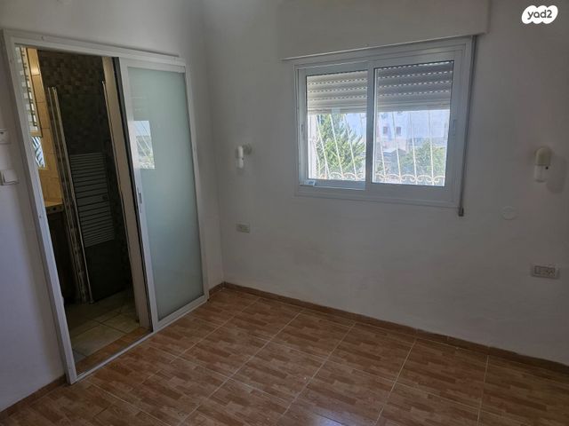 דירה, יגאל אלון 25, רמת אלון, חיפה