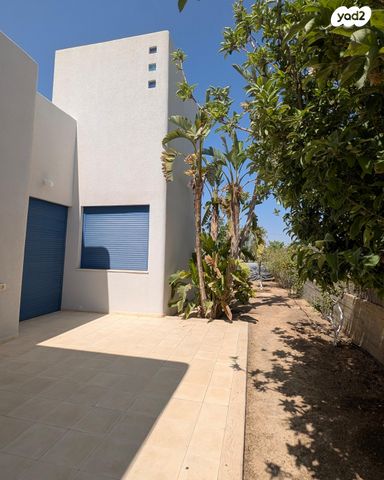 בית פרטי/ קוטג', גפן 42, גבעות בר, גבעות בר