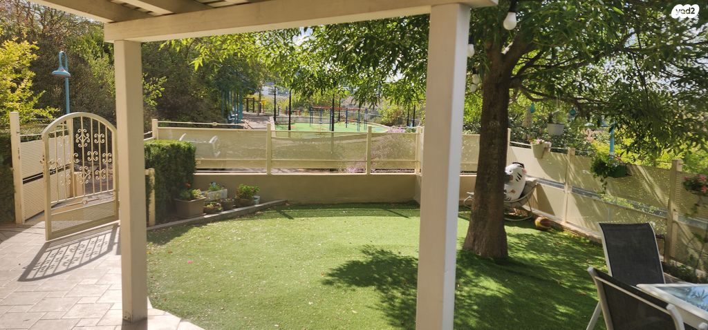 בית פרטי/ קוטג', ערמונית 10, סביונים, מעלות תרשיחא