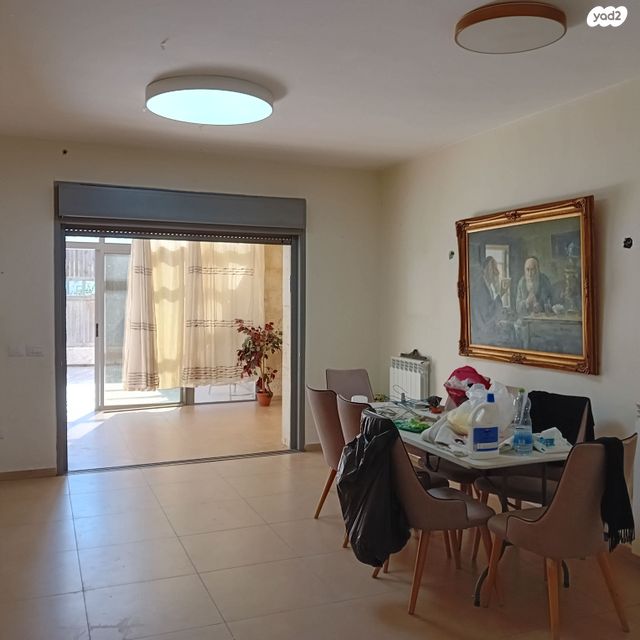 דירת גן, הרי"ף 16, קרית יערים, קרית יערים