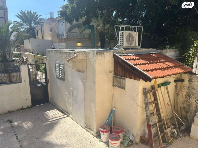 דירת גן, הרבי מויטבסק 4, צהלון, שיכוני חסכון, תל אביב יפו