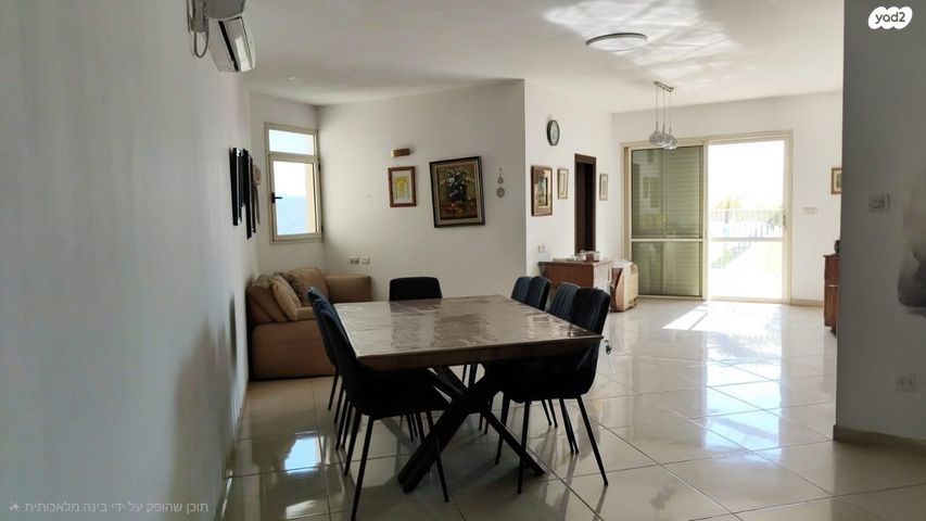 דו משפחתי, התאנה 2, נריה, טלמון