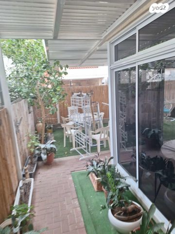 דירת גן, פיארברג 14, נווה זאב, נאות אילן, באר שבע