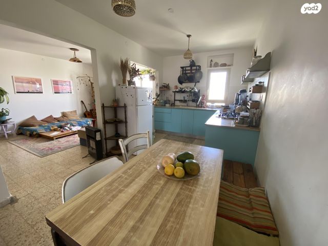 דירה, נחל סלעית 10, צוקי רמון, מצפה רמון