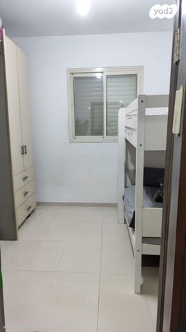 דו משפחתי, התאנה 2, נריה, טלמון