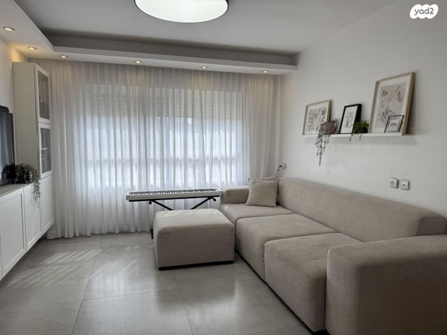 דירה, אהרון חג'ג' 34, נאות בן גוריון, יבנה