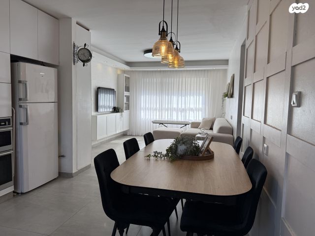 דירה, אהרון חג'ג' 34, נאות בן גוריון, יבנה