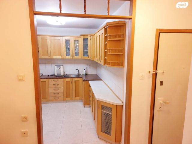 יצחק קצנלסון 8