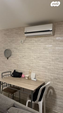 מרתף/ פרטר, קלע 4, נווה דקלים, ראשון לציון