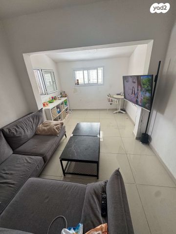 דירה, המעפילים 12, ניצנה, בת ים