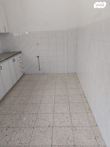 דירה, י.ל. פרץ 8, אברמסקי, קרית אתא