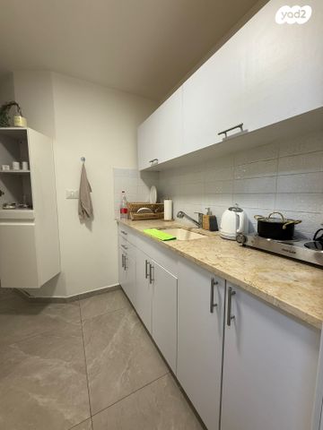 מרתף/ פרטר, קלע 4, נווה דקלים, ראשון לציון