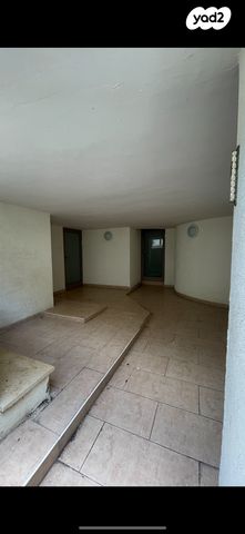 דירה, הזית 121, יציץ, יציץ