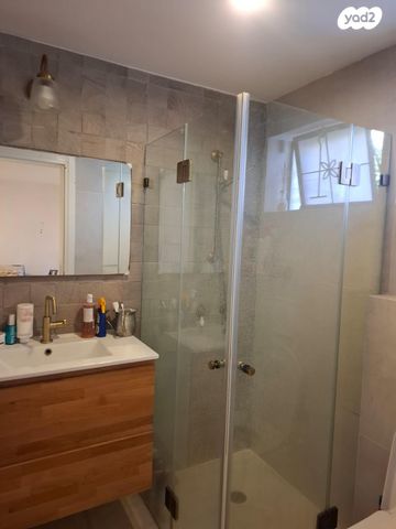 יחידת דיור, יהודה הלוי 61, מרכז דרום, רעננה