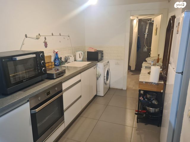 יחידת דיור, שדרות בן גוריון 93, אמירי גן, גדרה