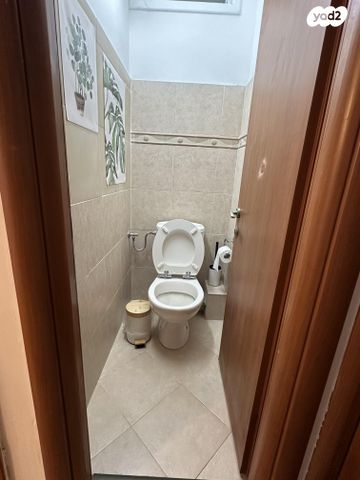 דירה, משה דיין 32, אזור הבילויים, רמת גן