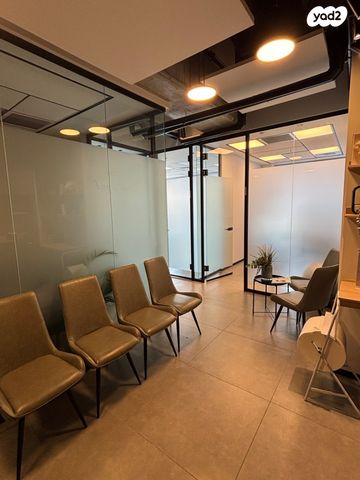 משרדים, הנופר 2, אזור תעשייה קרית אתגרים, רעננה